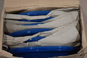lot 56 image: 6 Cobalt Blue Oval Casserole Plates