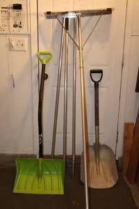 lot 14 image: GarageShopShovels and Roof Rake