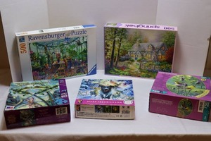 lot 113 image: Jigsaw PuzzlesRavensberger, Springbok Etc