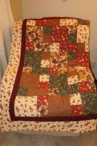 lot 123 image: Vintage Handmade Autumn Fall Quilt 72 x 60