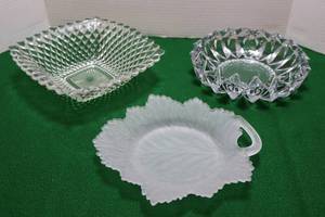 lot 143 image: Vintage KitchenKIG Indonesia Lead Crystal Serving Dish Cigar Ashtray Trinket, Frosted Relish Etc