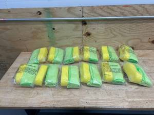 lot 133 image: Lot of 12-  Microfiber Cloth and Sponge Sets