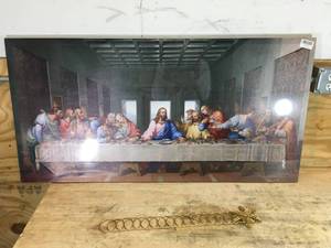 lot 111 image: Picture of The Last Supper and Gold Snowflake Wall Art