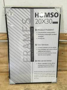 lot 112 image: 20 x 30 Picture Frame