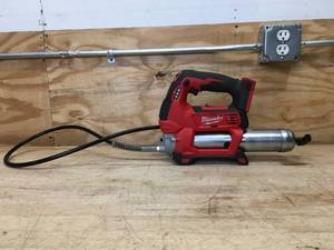lot 1 image: Milwaukee Grease Gun Model # 2624-20 - Tool Only