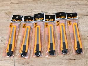 lot 140 image: Lot of 6 - Tolsen Snap-Off Blade Knife Model # 30080