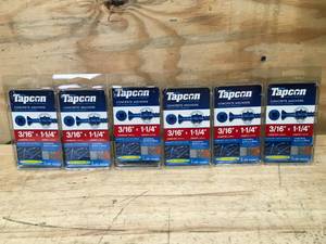 lot 146 image: Case of Tapcon 24250 316 x 14 Phillips Head Screws