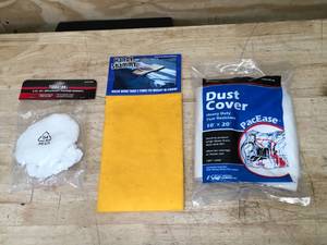lot 149 image: Replacement Polisher Bonnets, Handy Shammy and 10 x 20 Dust Cover
