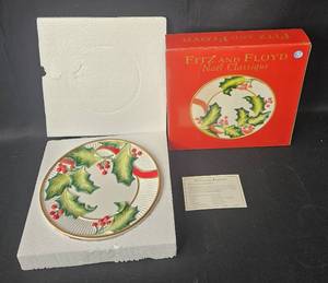 lot 37 image: Fitz and Floyd Noel Classique Canape Plate - Handcrafted in China, In Orig Box