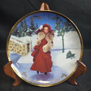 lot 83 image: Hallmark Limited Edition Victorian Elegance Barbie Collectors Plate