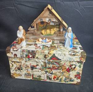 lot 168 image: Vintage Holiday Nativity Scene Figurines with Box
