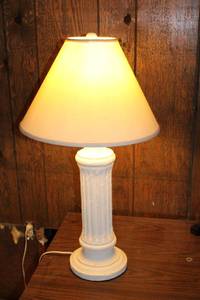 lot 35 image: Vintage Table Lamp with Cream Shade and Decorative Base