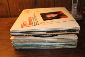 lot 43 image: Lot of 9 Vintage Vinyl Records Featuring Various Artists