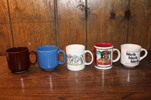 lot 55 image: Set of 5 Vintage Decorative Coffee Mugs