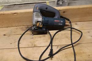 lot 71 image: Used Bosch B4200 Jigsaw with Power Cord