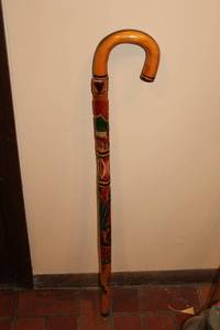 lot 161 image: Decoratively Handcrafted Wooden Walking Cane with Colorful Art