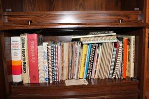 lot 189 image: Collection of 16 Cookbooks and Recipe Books