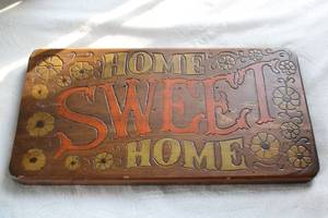 lot 199 image: Vintage Decorative Wooden Sign - Home Sweet Home