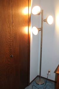 lot 241 image: Modern Chrome Floor Lamp with Three Adjustable Shades