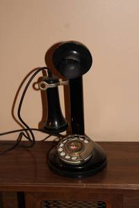 lot 257 image: Vintage Rotary Desk Telephone with Floral Design