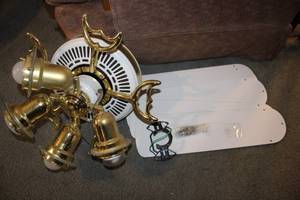 lot 260 image: Vintage Brass Ceiling Fan with Blades and Light Fixtures