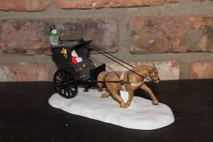 lot 307 image: Department 56 Heritage Village Collection Horse-Drawn Carriage Figurine