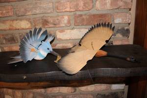 lot 315 image: Handcrafted Wooden Bird Decoy Set - Kingfisher and Duck
