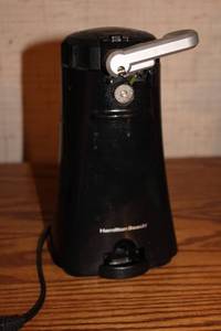 lot 431 image: Hamilton Beach Electric Can Opener with Jar Opener Feature