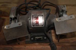 lot 450 image: Used Standard CL-115 5 Bench Grinder with 3450 RPM