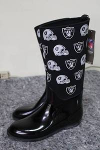 lot 74 image: NFL Oakland Raiders and Dallas Cowboys Rain Boots Size 11