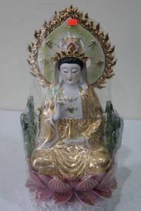 lot 121 image: Porcelain Guan Yin Statue with Gold Accents