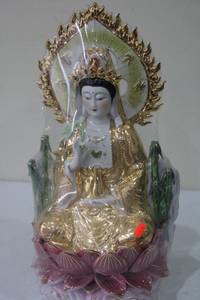 lot 123 image: Ceramic Figurine of Kwan Yin with Gold and Green Accents
