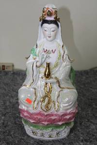 lot 124 image: Porcelain Guanyin Figurine with Gold Accents