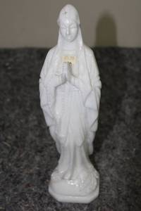lot 264 image: Porcelain Statue of Virgin Mary in Praying Pose