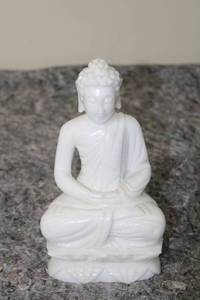 lot 275 image: White Marble Buddha Sculpture