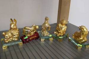 lot 288 image: Set of 5 Chinese Zodiac Gold Tone Figurines
