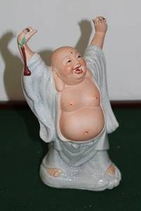 lot A-19 image: Vintage Ceramic Laughing Buddha Figurine with Outstretched Arms