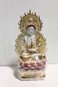 lot 397 image: Gold and White Guan Yin Statue with Lotus Base