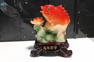 lot 412 image: Beautiful Carved Fish and Lotus Sculpture on Wooden Base - 11 inches