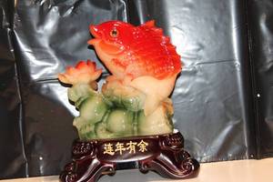 lot 413 image: Exquisite Carved Fish Sculpture on Wooden Stand