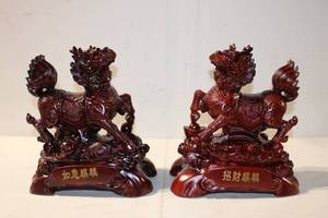 lot 487 image: Pair of Exquisite Handcrafted Chinese Fu Lions Statues
