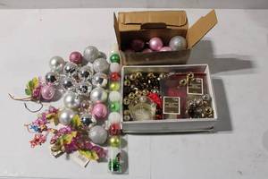 lot 491 image: Vintage Christmas Ornament Collection with Shatterproof Balls and Decorative Accents