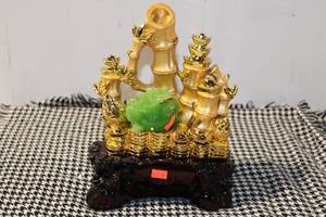 lot 501 image: Decorative Bamboo and Frog Figurine with Gold Accents