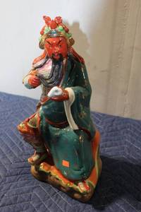 lot 576 image: Chinese Ceramics Figurine of a God with Colorful Cloak
