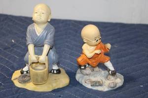 lot 778 image: Set of 2 Oriental Monk Figurines