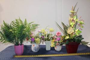 lot 787 image: Set of 5 Artificial Potted Plants with Various Floral Designs