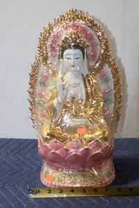 lot 793 image: Intricate Porcelain Quan Yin Statue with Gold Detail