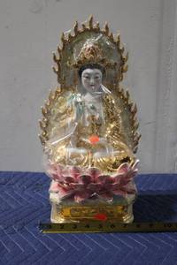 lot 794 image: Porcelain Guanyin Goddess Statue with Gold Detailing