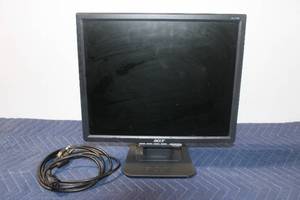 lot 859 image: Acer AL1706 17-Inch LCD Monitor with Power Cable