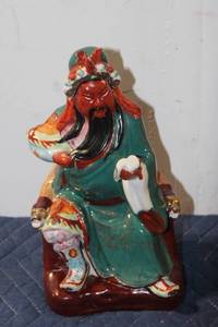 lot 876 image: Vintage Oriental Ceramic Figurine of Seated Wise Man